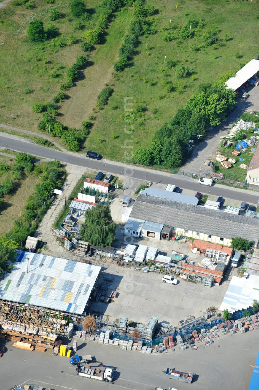 Bernau from above - Blick auf das Gewerbegebiet Pappelallee in Bernau mit dem Hauptsitz der Firma BFB Böttcher Böttcher Fensterbau GmbH.