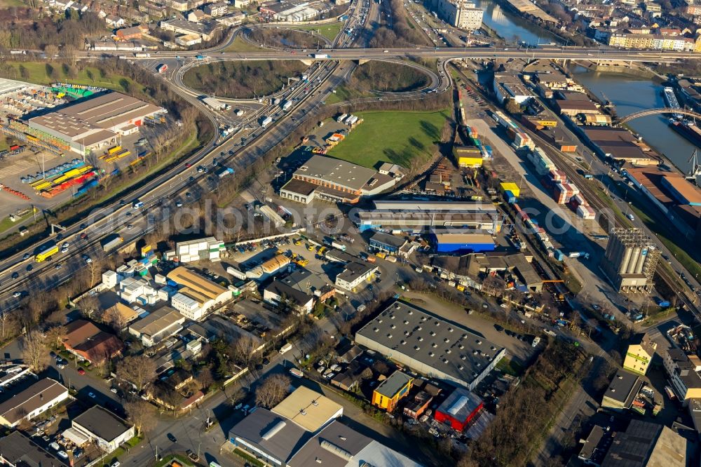 Duisburg from above - Industrial estate and company settlement on Paul-Ruecker-Strasse - Essenberger Strasse in the district Neuenkamp in Duisburg in the state North Rhine-Westphalia, Germany