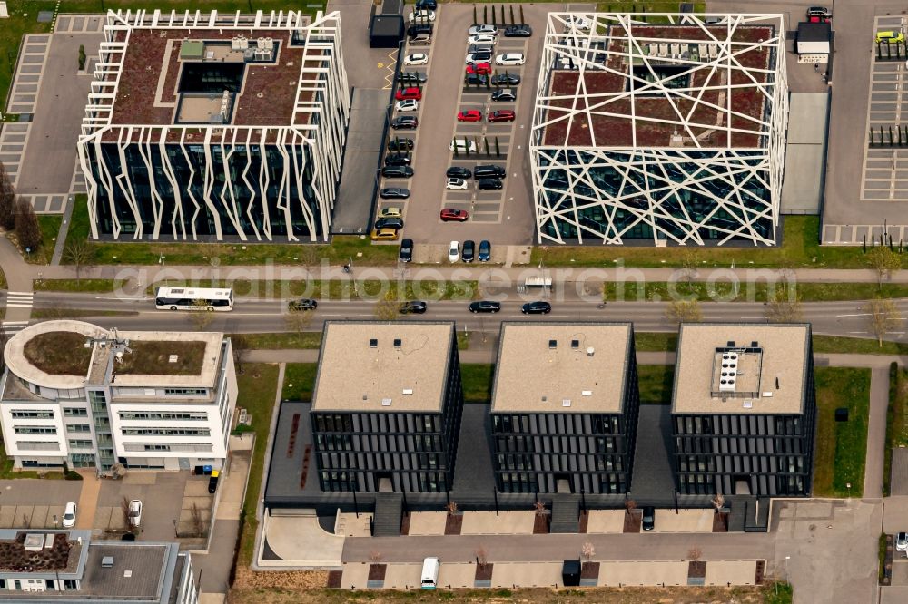 Aerial photograph Heilbronn - Industrial estate and company settlement Qbig Gewerbe and Innovations Park in Heilbronn in the state Baden-Wuerttemberg, Germany