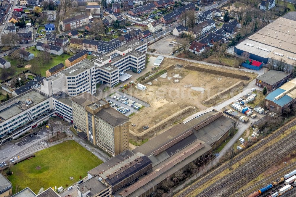 Aerial image Oberhausen - Industrial estate and company settlement of Quartier231 with logistics buildings and office buildings and the development area of the industrial wasteland along the Duisburger Strasse in Oberhausen at Ruhrgebiet in the state North Rhine-Westphalia, Germany