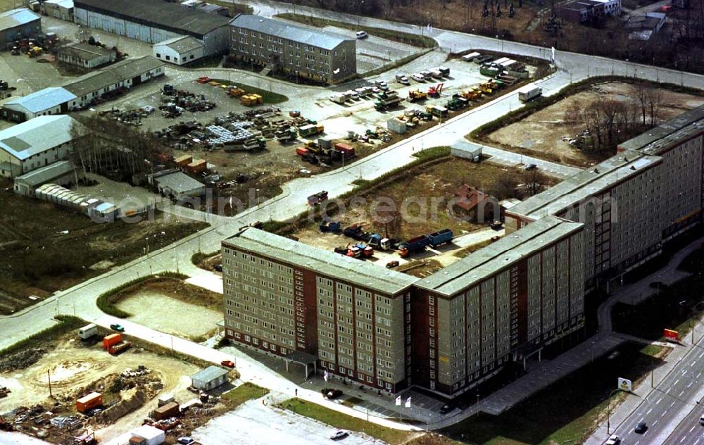 Berlin from above - 26.03.1995 Gewerbegebiet an der Rhinstraße in Berlin - Lichtenberg