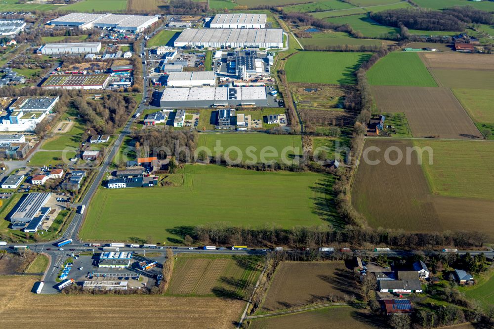 Aerial photograph Rhynern - Industrial estate and company settlement on street Oberallener Weg in Rhynern at Ruhrgebiet in the state North Rhine-Westphalia, Germany