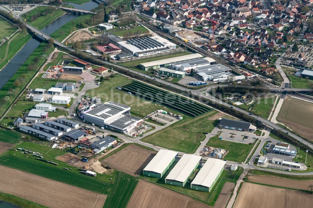 Aerial photograph Riegel am Kaiserstuhl - Industrial estate and company settlement Riegel Nord in Riegel am Kaiserstuhl in the state Baden-Wuerttemberg, Germany