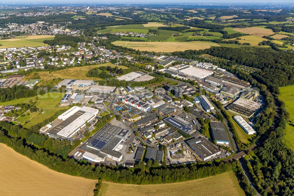 Aerial photograph Velbert - Industrial estate and company settlement Rosenhuegel in Neviges in the state North Rhine-Westphalia, Germany