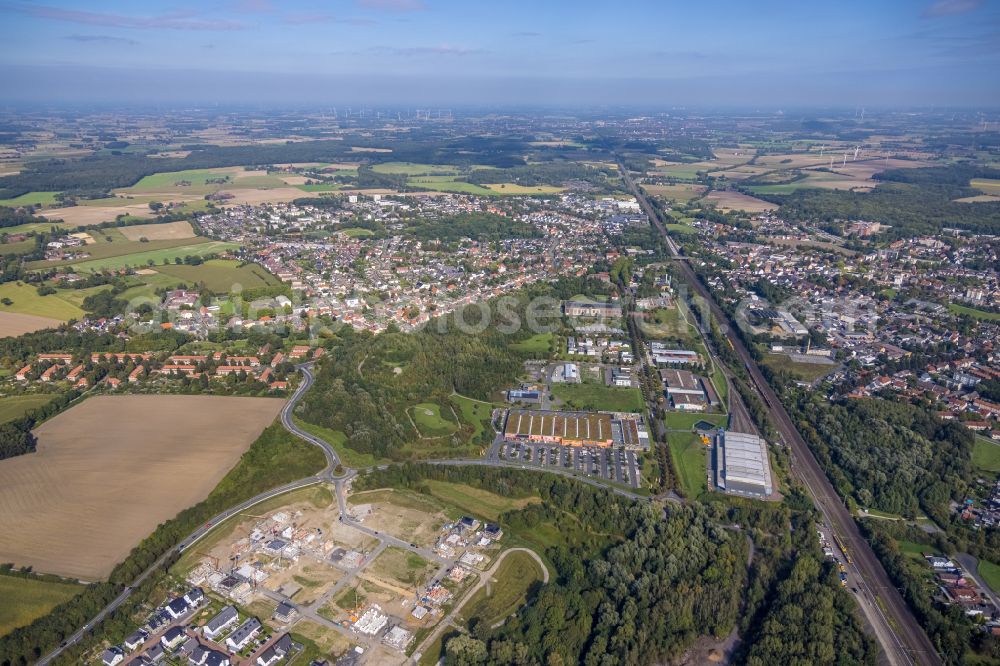 Hamm from above - Industrial estate and company settlement on Sachsenring - Sachsenweg in Hamm in the state North Rhine-Westphalia, Germany