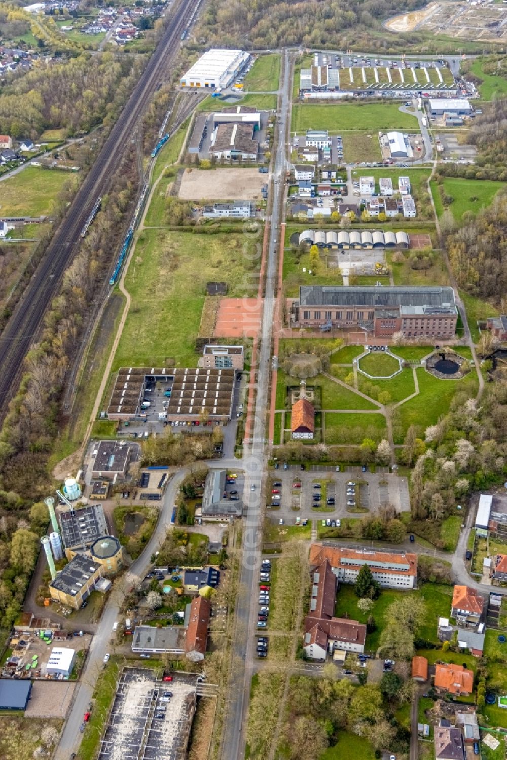 Aerial photograph Hamm - Industrial estate and company settlement on Sachsenweg in the district Heessen in Hamm at Ruhrgebiet in the state North Rhine-Westphalia, Germany