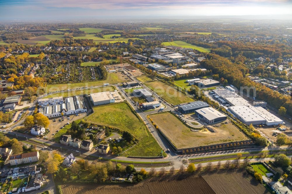 Aerial photograph Bochum - Industrial estate and company settlement An of Salzstrasse - Am Hellweg in Bochum in the state North Rhine-Westphalia, Germany