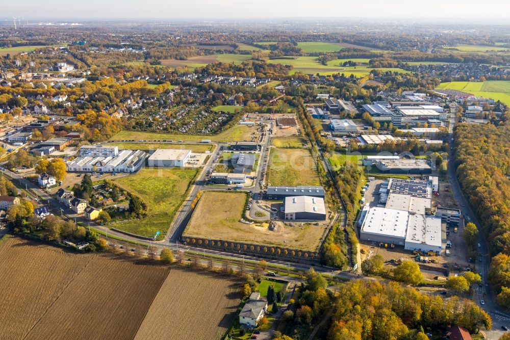 Bochum from above - Industrial estate and company settlement An of Salzstrasse - Am Hellweg in Bochum in the state North Rhine-Westphalia, Germany