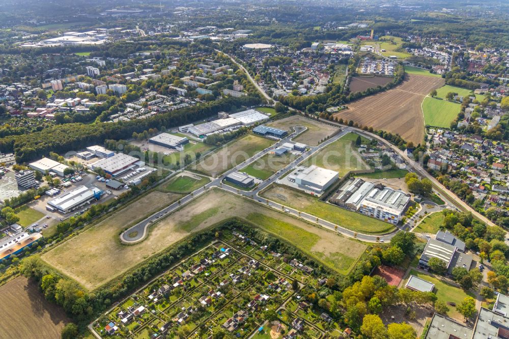 Bochum from above - Industrial estate and company settlement An of Salzstrasse - Am Hellweg in Bochum in the state North Rhine-Westphalia, Germany