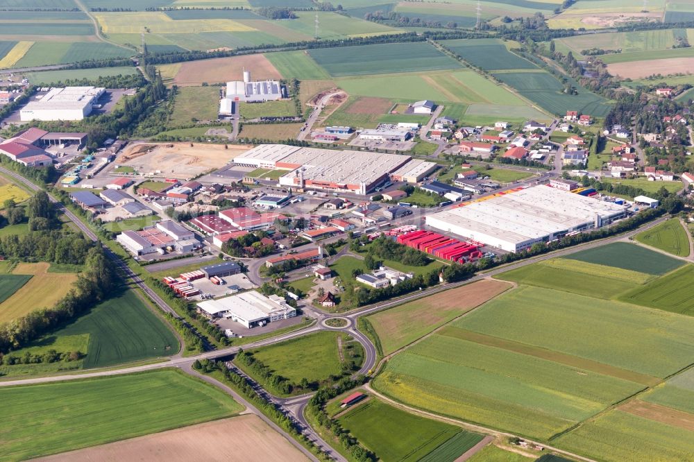 Aerial photograph Knetzgau - Industrial estate and company settlement An of Siechkapelle in Knetzgau in the state Bavaria, Germany