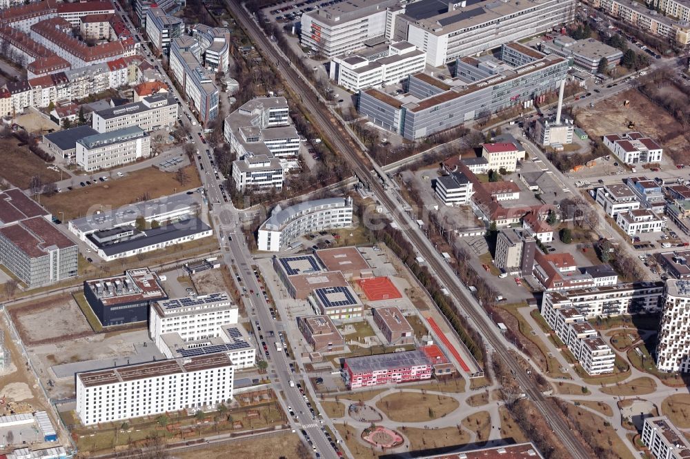 Aerial image München - Industrial estate in the district Thalkirchen-Obersendling-Forstenried-Fuerstenried-Solln in Munich in the state Bavaria