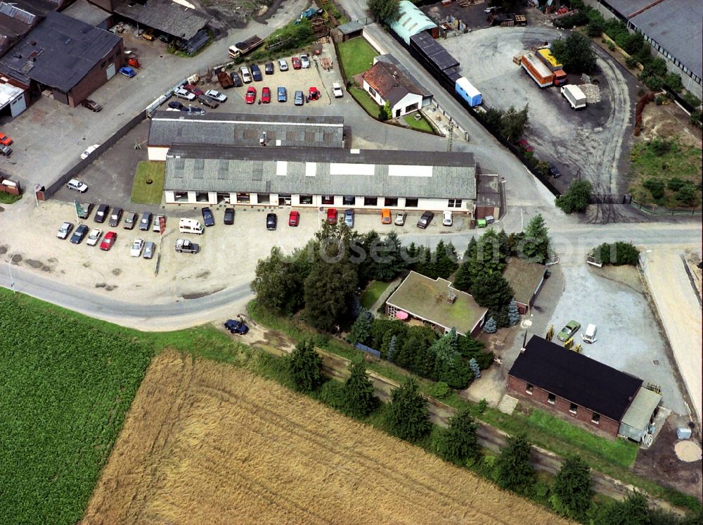 Kempen from above - Industrial estate and company settlement Im Speefeld in the district Sankt Hubert in Kempen in the state North Rhine-Westphalia