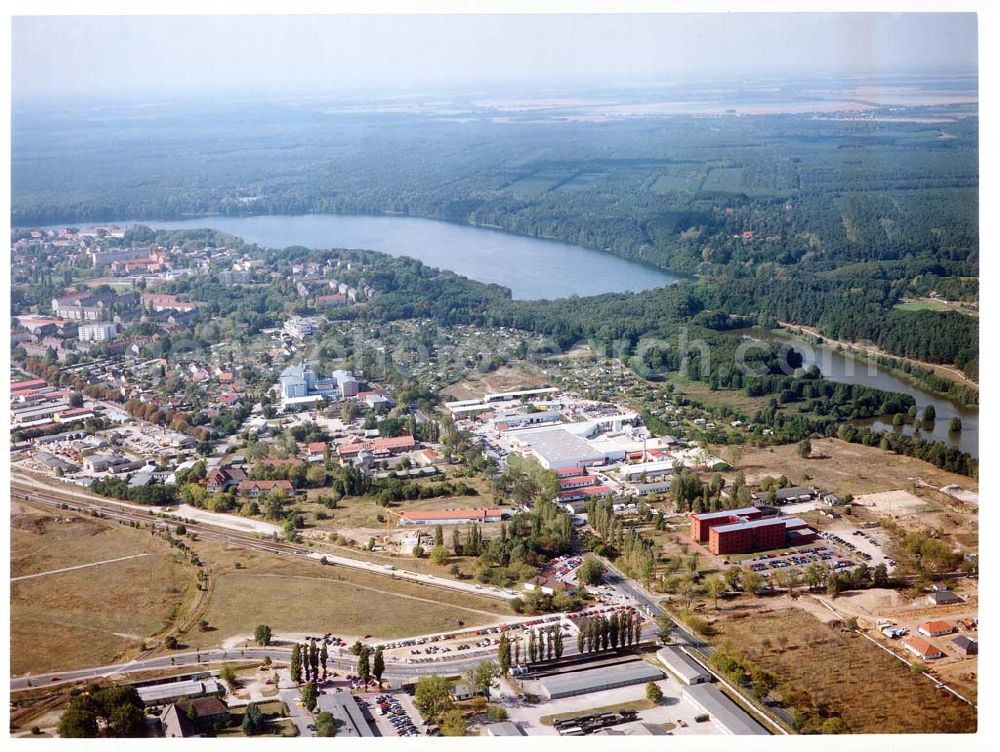 Strausberg / BRB from the bird's eye view: Gewerbegebiet und Stadt Strausberg.