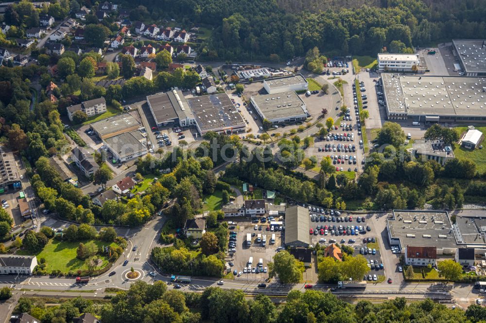 Aerial photograph Menden (Sauerland) - Industrial estate and company settlement on Strasse Am Vogelsang in Menden (Sauerland) at Sauerland in the state North Rhine-Westphalia, Germany