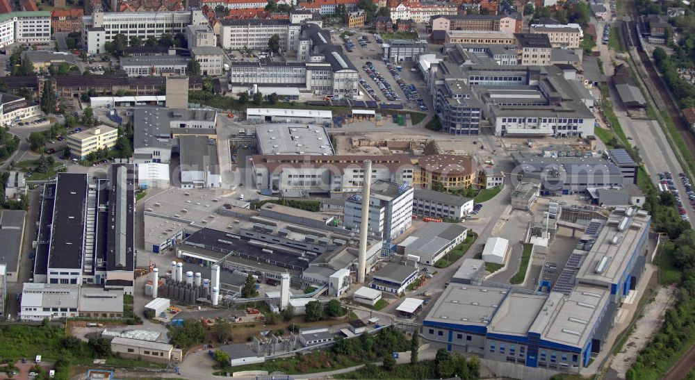 Jena from above - Blick auf das Gewerbegebiet Tatzendpromenade in Jena. Hier befinden sich unter an derem die Gebäude der Carl Zeiss AG und der Schott AG. View of the industrial park Tatzendpromenade in Jena. Here are, among other companies, the buildings of the Carl Zeiss AG and the Schott AG.