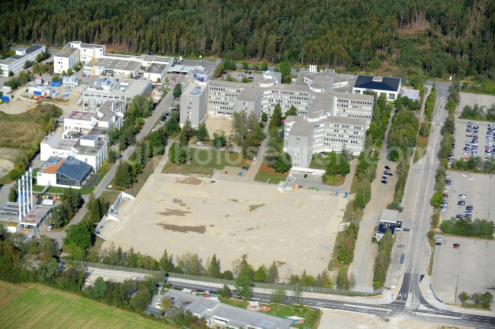 Aerial photograph Taufkirchen - Industrial estate and company settlement Gewerbegebiet Suedost Hochtechnologie in Taufkirchen in the state Bavaria