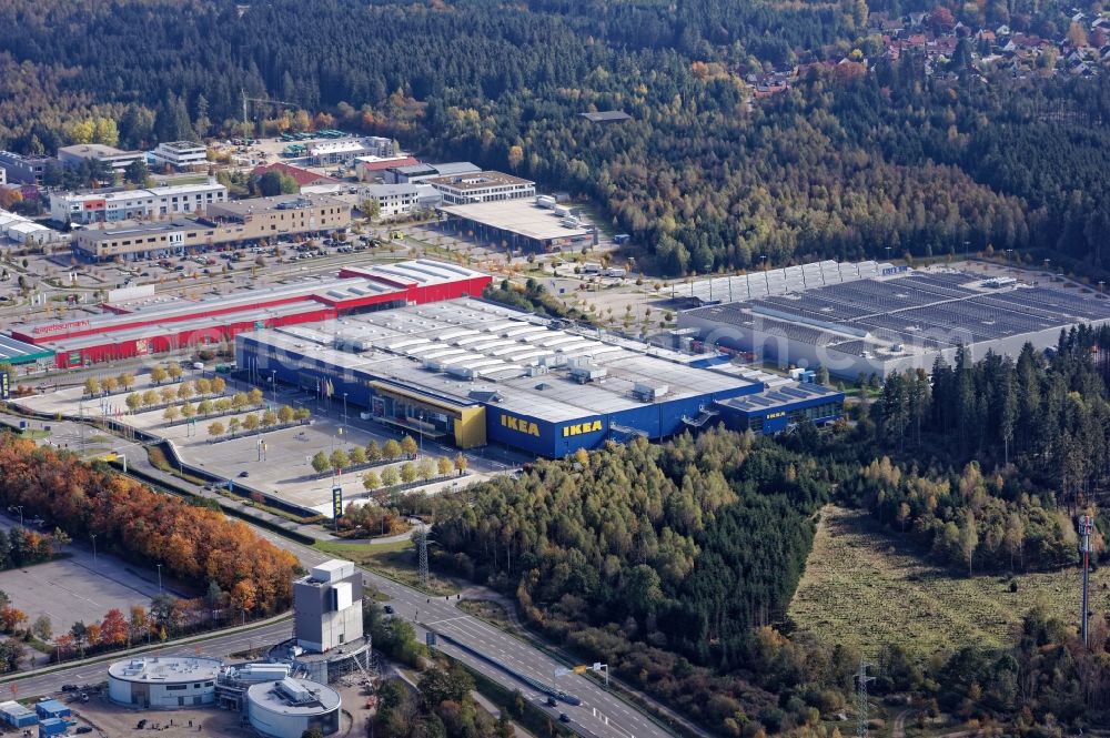 Brunnthal from the bird's eye view: Commercial site Taufkirchen near Munich in the state Bayern. In the image building of the companies Ikea, Hagebaumarkt, Metro