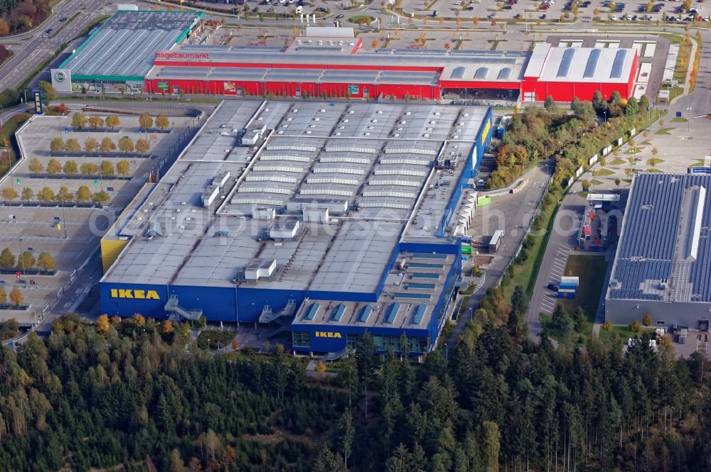 Aerial photograph Brunnthal - Commercial site Taufkirchen near Munich in the state Bayern. In the image building of the companies Ikea, Hagebaumarkt, Metro