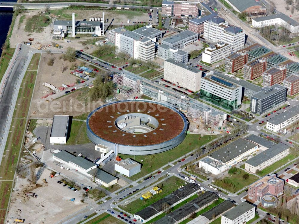 Aerial image Berlin - Industrial estate and company settlement Technologiepark Adlershof in the district Adlershof - Johannisthal in Berlin, Germany