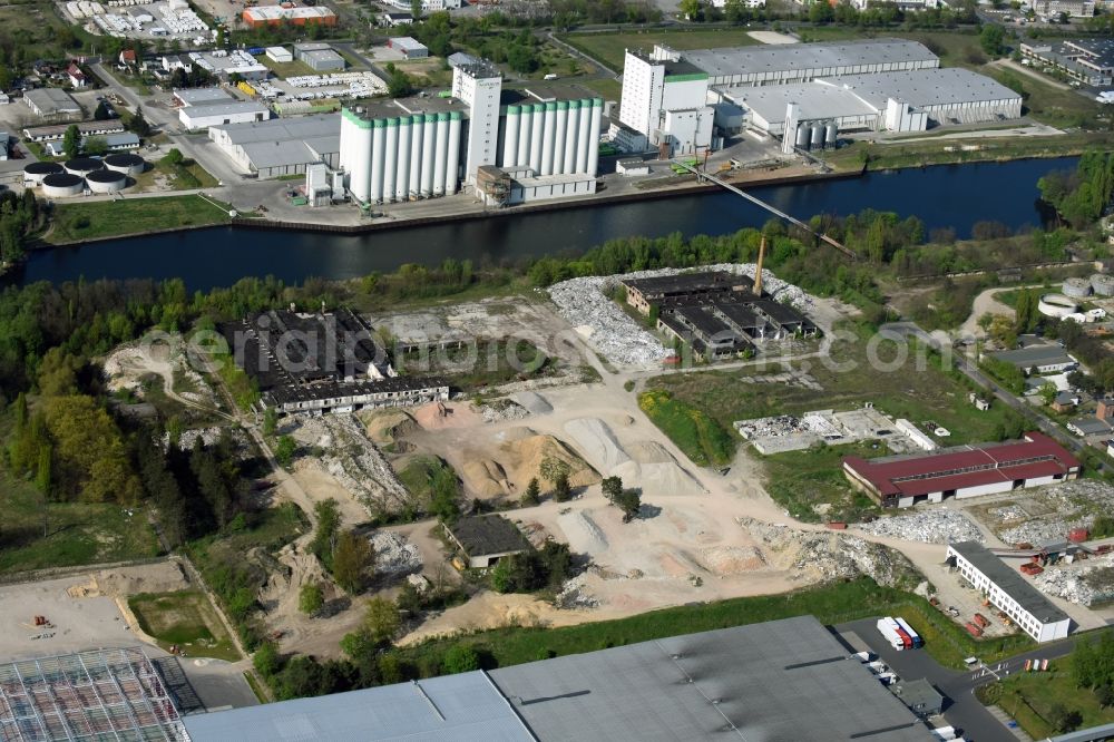 Aerial photograph Fürstenwalde/Spree - Industrial estate and company settlement on Traenkeweg in Fuerstenwalde/Spree in the state Brandenburg