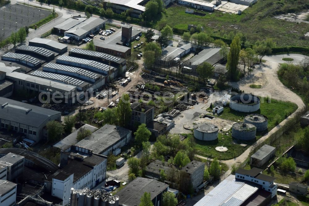 Fürstenwalde/Spree from above - Industrial estate and company settlement on Traenkeweg in Fuerstenwalde/Spree in the state Brandenburg