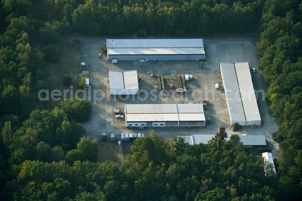 Aerial photograph Berlin - Industrial estate and company settlement Unter den Birken in the district Uhlenhorst in Berlin, Germany