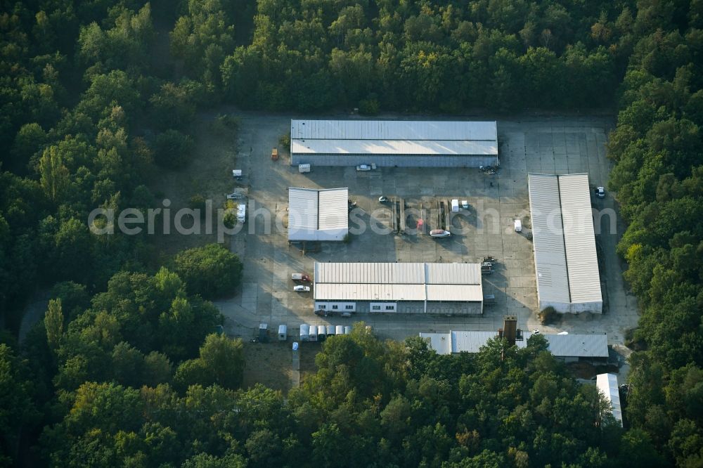 Berlin from above - Industrial estate and company settlement Unter den Birken in the district Uhlenhorst in Berlin, Germany