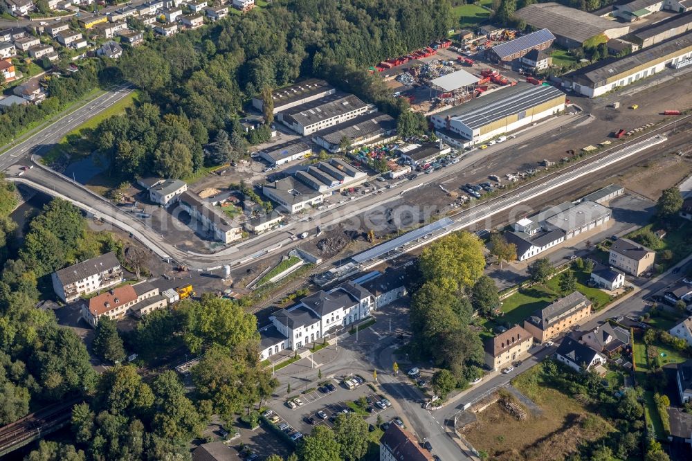 Arnsberg from the bird's eye view: Industrial estate and company settlement Zu den Werkstaetten in Arnsberg in the state North Rhine-Westphalia, Germany