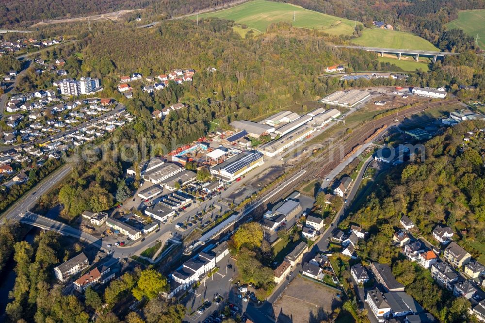 Arnsberg from above - Industrial estate and company settlement Zu den Werkstaetten in Arnsberg in the state North Rhine-Westphalia, Germany