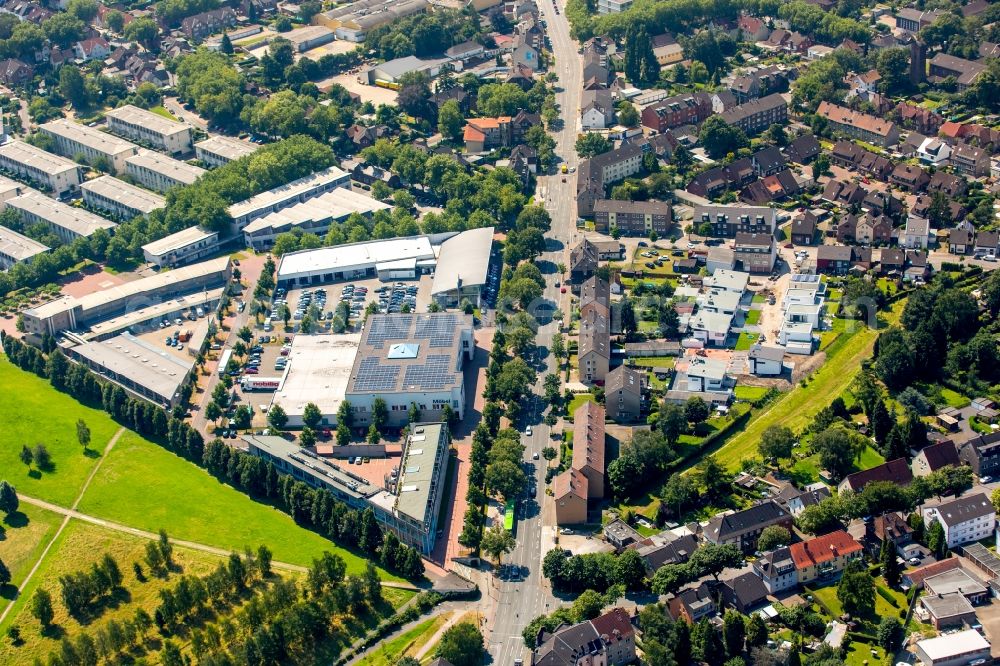 Aerial image Bottrop - Commercial and residential area along Gladbecker Strasse in Bottrop in the state of North Rhine-Westphalia