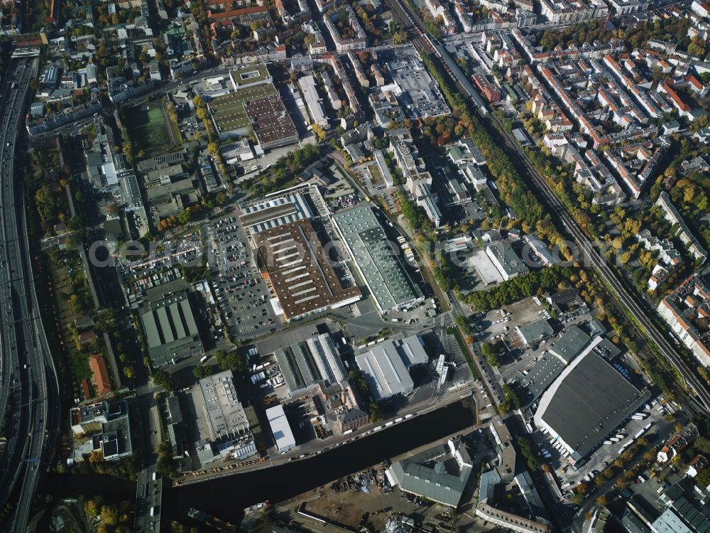 Aerial image Berlin - Industrial estate and company settlement between ring rail line and Grenzalle in the South of the Neukoelln district in Berlin in Germany. The area includes a large OBI hardware store. It is located West of Upper Harbour Neukoelln