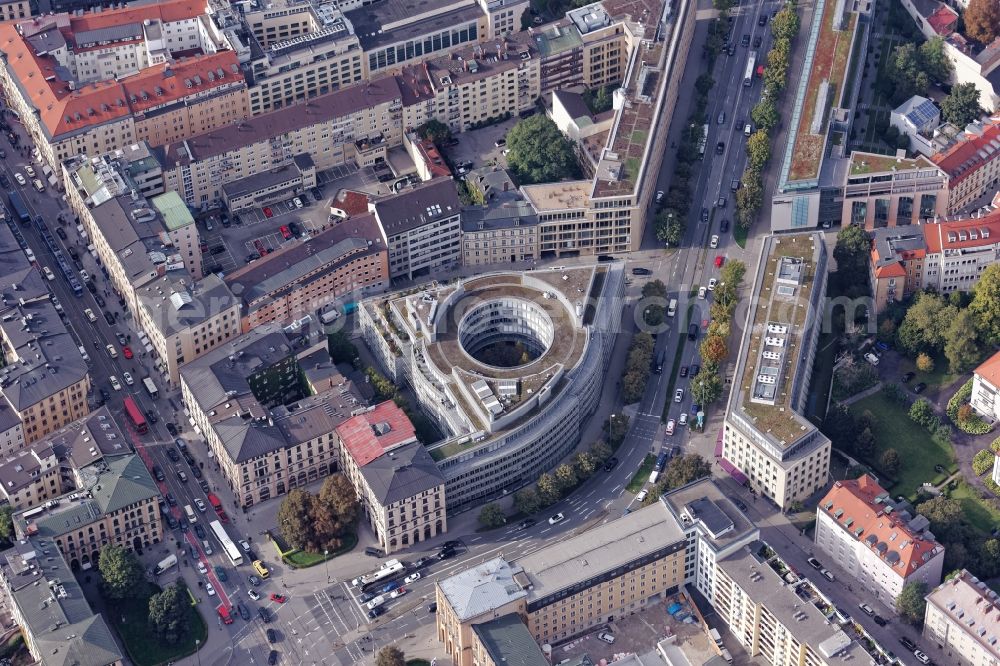 München from the bird's eye view: Office building between Maximilianstrasse, Karl-Scharnagl-Ring and Herzog-Rudolf-Strasse in the old town of Munich in the state of Bavaria