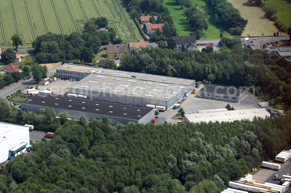 Aerial image Unna - Gewerbehof im Industriegebiet Nord mit zwei Logistikhallen (2000 und 33254 qm), Bürogebäude mit Lagerhalle (7366 qm) und Lager- und Produktionshalle (550 qm) Adresse: Dreherst. 9-13, 59425 Unna; Vermietung / Verwaltung: Unternehmensgruppe Markus Gerold, An der Vaerstbrücke 1, 59425 Unna, Tel. +49(0)2303 25036-26, Fax +49(0)2303 25036-27, E-Mail: info@markus-gerold.de