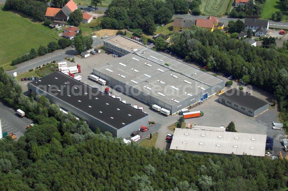 Unna from above - Gewerbehof im Industriegebiet Nord mit zwei Logistikhallen (2000 und 33254 qm), Bürogebäude mit Lagerhalle (7366 qm) und Lager- und Produktionshalle (550 qm) Adresse: Dreherst. 9-13, 59425 Unna; Vermietung / Verwaltung: Unternehmensgruppe Markus Gerold, An der Vaerstbrücke 1, 59425 Unna, Tel. +49(0)2303 25036-26, Fax +49(0)2303 25036-27, E-Mail: info@markus-gerold.de