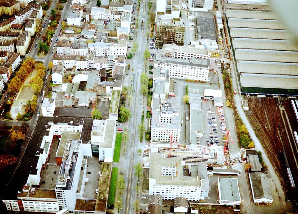 Frankfurt am Main from the bird's eye view: Gewerbeobjekt der MÜBAU an der Mainzer Landstraße 195 - 219 in 60326 Frankfurt/Main. (Hessen).