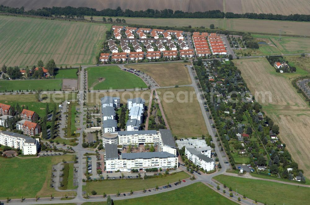 Großkugel from above - Der Gewerbepark Großkugel bietet mehr als nur Gewerbegrundstücke. Flexible Grundstücksgrößen, bedarfsgerechten Zuschnitt der Grundstücke, ebene Lage, sofortige Bebaubarkeit. Das alles in der Nähe des Flughafens Leipzig-Halle, der Autobahn A9 (Nürnberg - Berlin) und der Bundesstraße B6. Ein sehr guter Standort für Industrie-, Gewerbe- und Büroansiedlung. Ein Projekt der HVB-Immobilien AG.