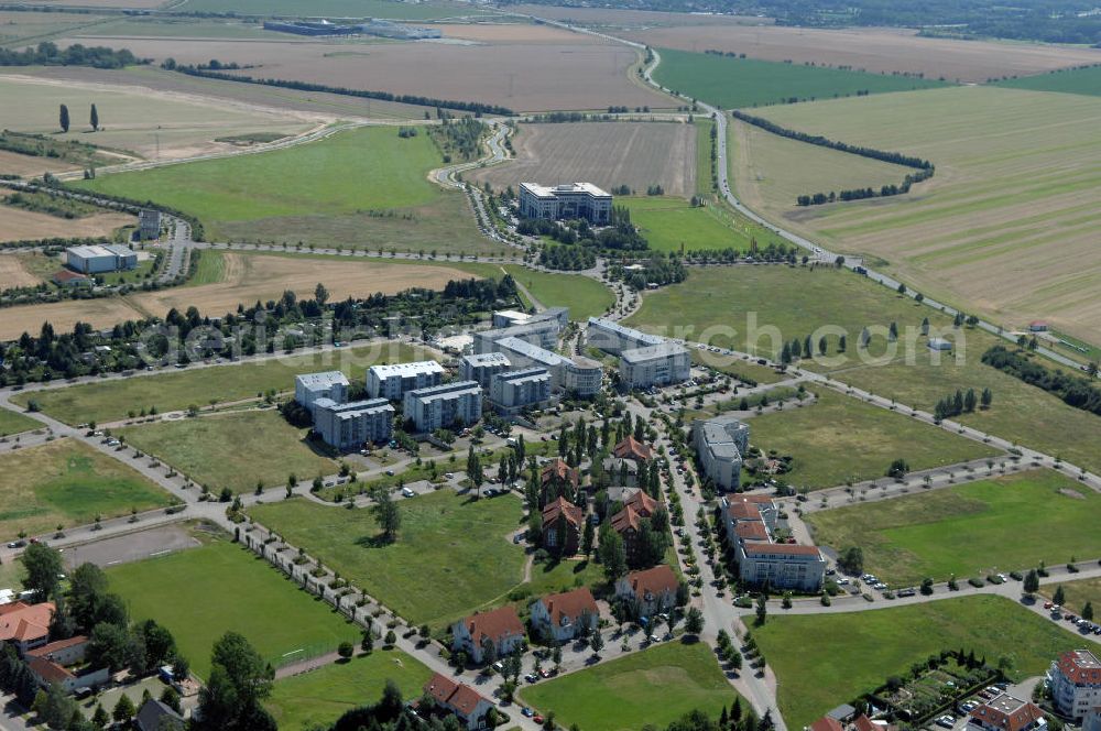 Aerial image Großkugel - Der Gewerbepark Großkugel bietet mehr als nur Gewerbegrundstücke. Flexible Grundstücksgrößen, bedarfsgerechten Zuschnitt der Grundstücke, ebene Lage, sofortige Bebaubarkeit. Das alles in der Nähe des Flughafens Leipzig-Halle, der Autobahn A9 (Nürnberg - Berlin) und der Bundesstraße B6. Ein sehr guter Standort für Industrie-, Gewerbe- und Büroansiedlung. Ein Projekt der HVB-Immobilien AG.