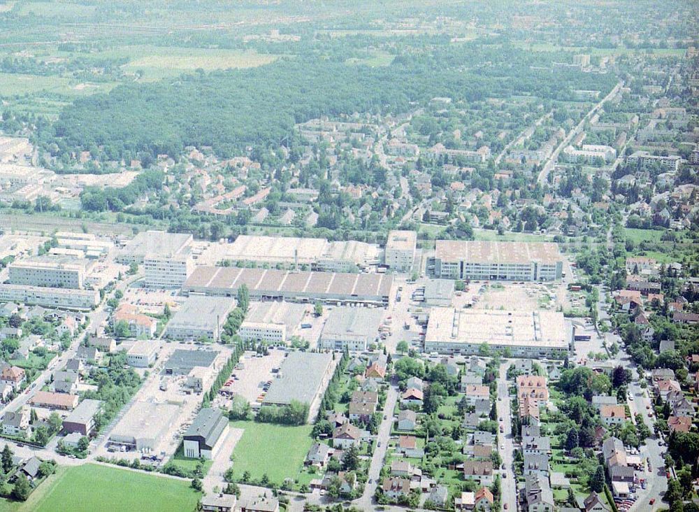 Aerial image München - Gewerbepark München - Allach am Kirschgelände / Nähe Allacher Straße - ein Objekt der HVB -Projekt München.