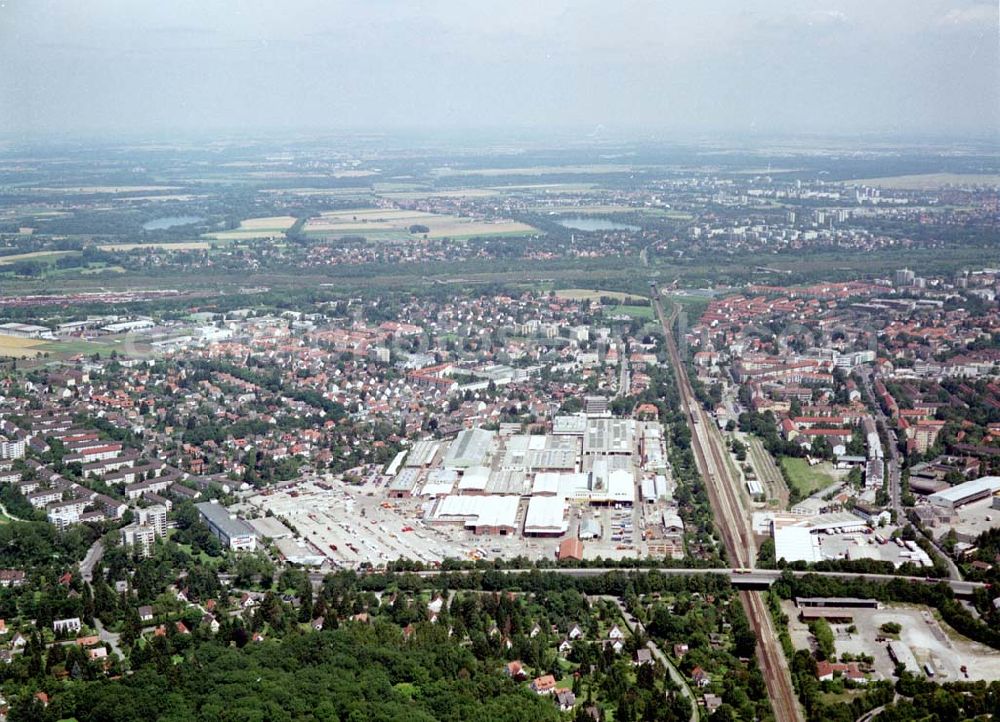 München from the bird's eye view: Gewerbepark München - Allach am Kirschgelände / Nähe Allacher Straße - ein Objekt der HVB-Projekt München.