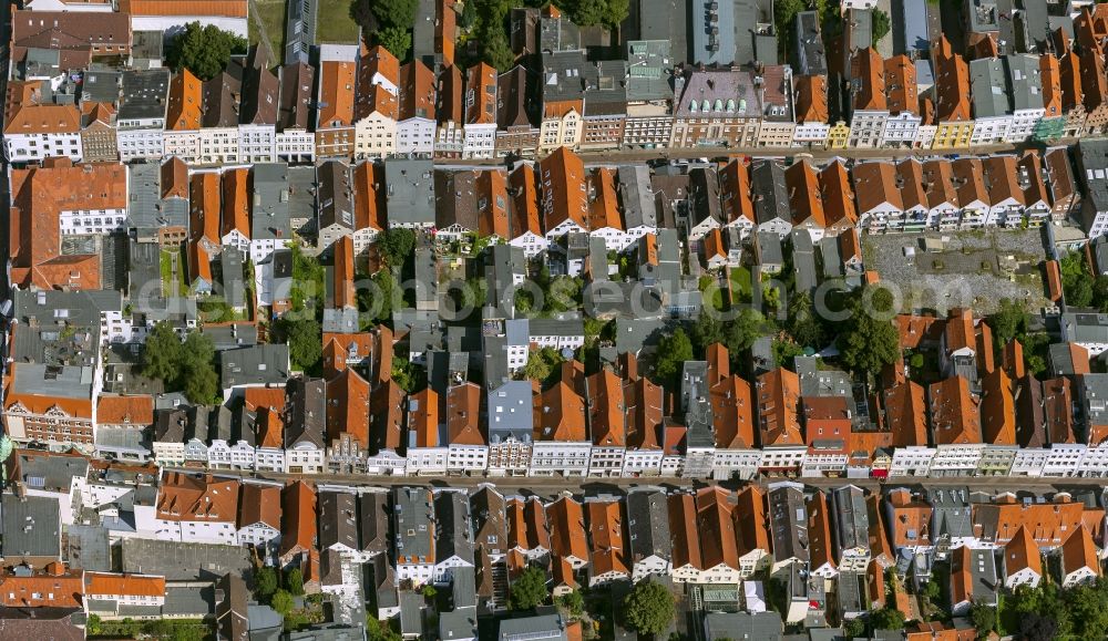 Aerial photograph Lübeck - Gabled houses of the old town in the center of Lübeck in Schleswig-Holstein