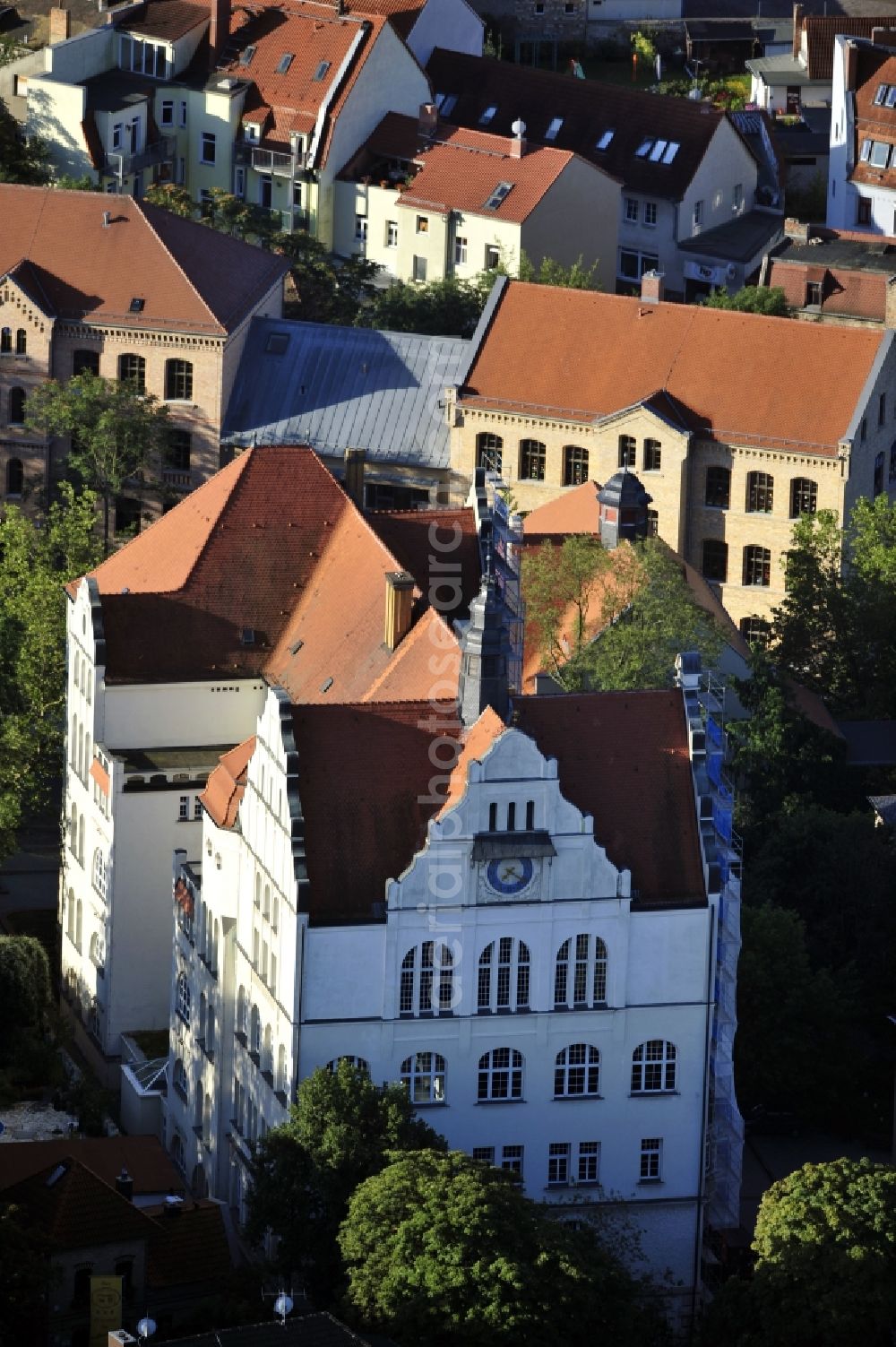 Aerial photograph Halle - View of the High School Giebichenstein Thomas Müntzer in Halle in Saxony Anhalt