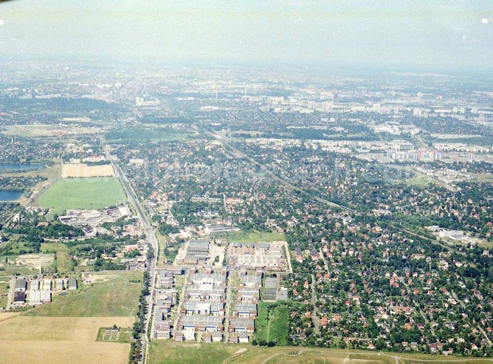 Berlin - Mahlsdorf from above - GIP-Gewerbegebiet in Berlin-Mahlsdorf an der B1.