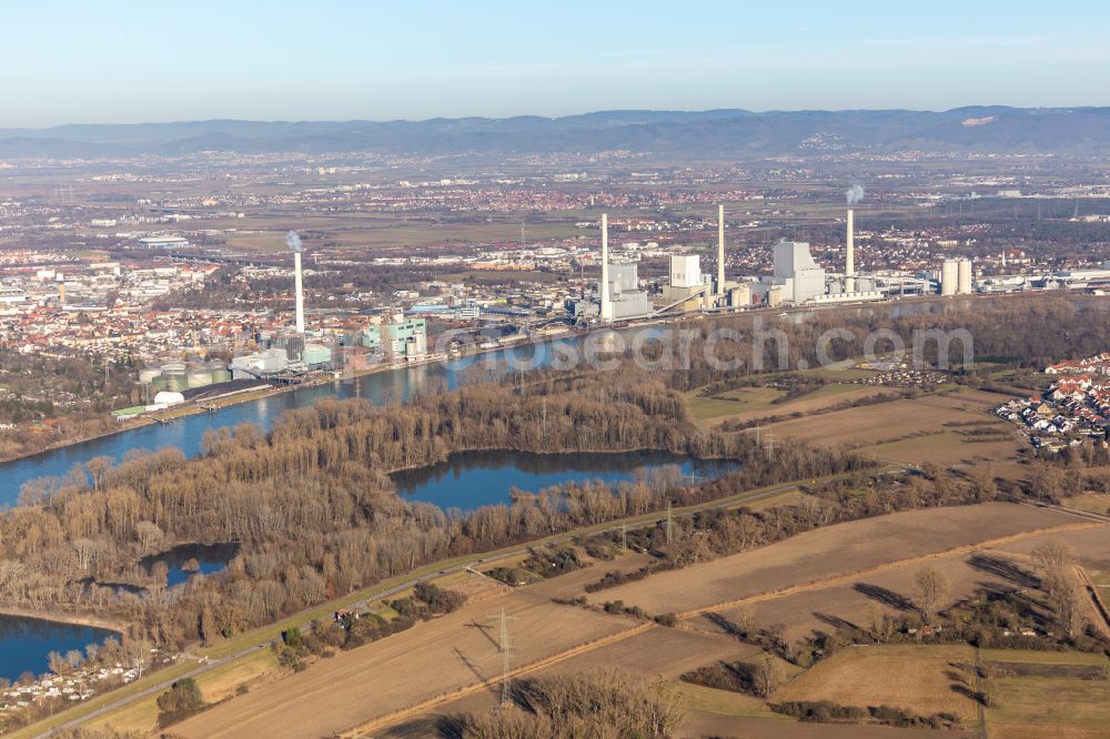 Aerial image Mannheim - Power plants and exhaust towers of coal thermal power station Grosskraftwerk Mannheim AG at the shore of the Rhine river near Neckarau on street Plinaustrasse in Mannheim in the state Baden-Wurttemberg, Germany