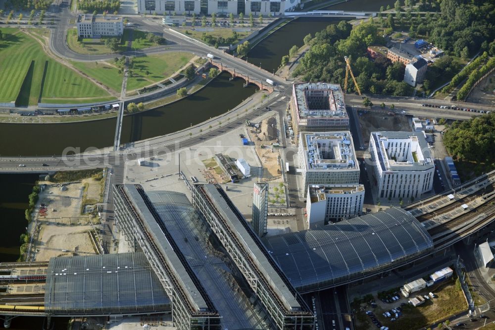 Berlin OT Moabit from the bird's eye view: View of the Berlin Central Station