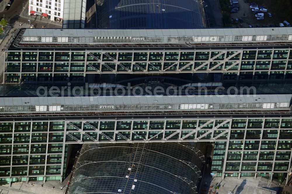 Berlin OT Moabit from above - View of the Berlin Central Station