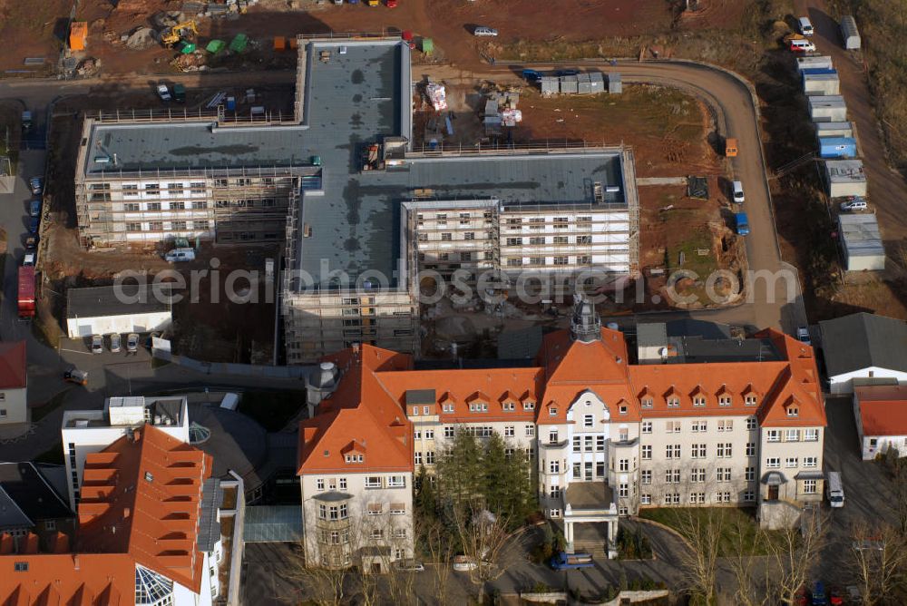 Aerial image Glauchau - Blick auf die Erweiterungsbaustelle des Kreiskrankenhaus Rudolf Virchow. Der Rohbau wurde von der Firma Riedel Bau ausgeführt. Kontakt: Firmengruppe Riedel Bau, Silbersteinstraße 4, 97424 Schweinfurt, Tel. 09721 676-0, Fax 09721 676-110, E-Mail info@riedelbau.de,