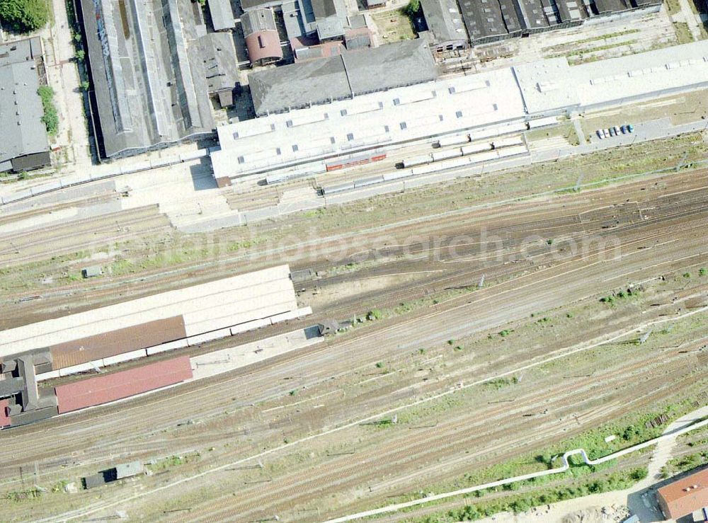 Aerial image Berlin - Friedrichshain - Gleisanlagen am S-Bahnhof Warschauer Straße in Berlin - Friedrichshain.