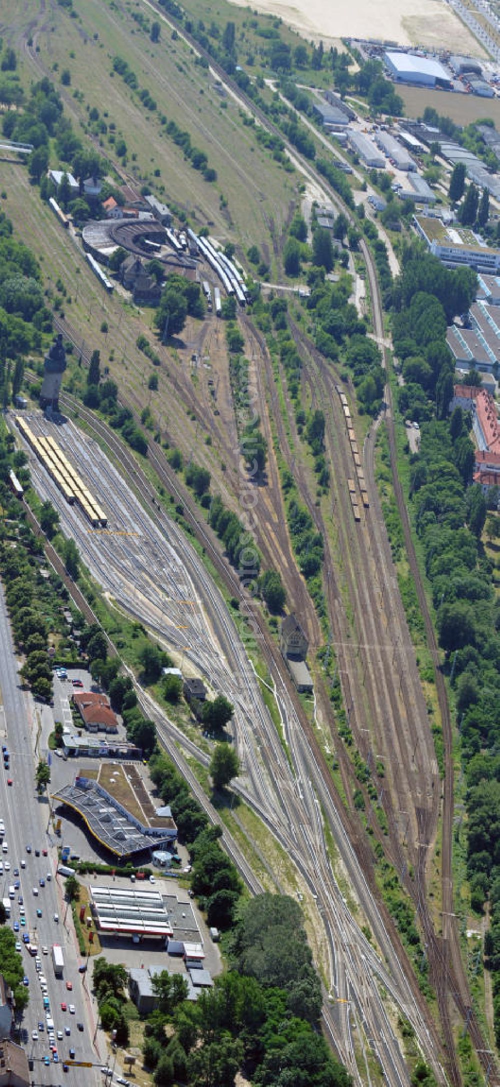 Berlin from above - Tracks on the former goods yard and the operating base Schöneweide in Berlin