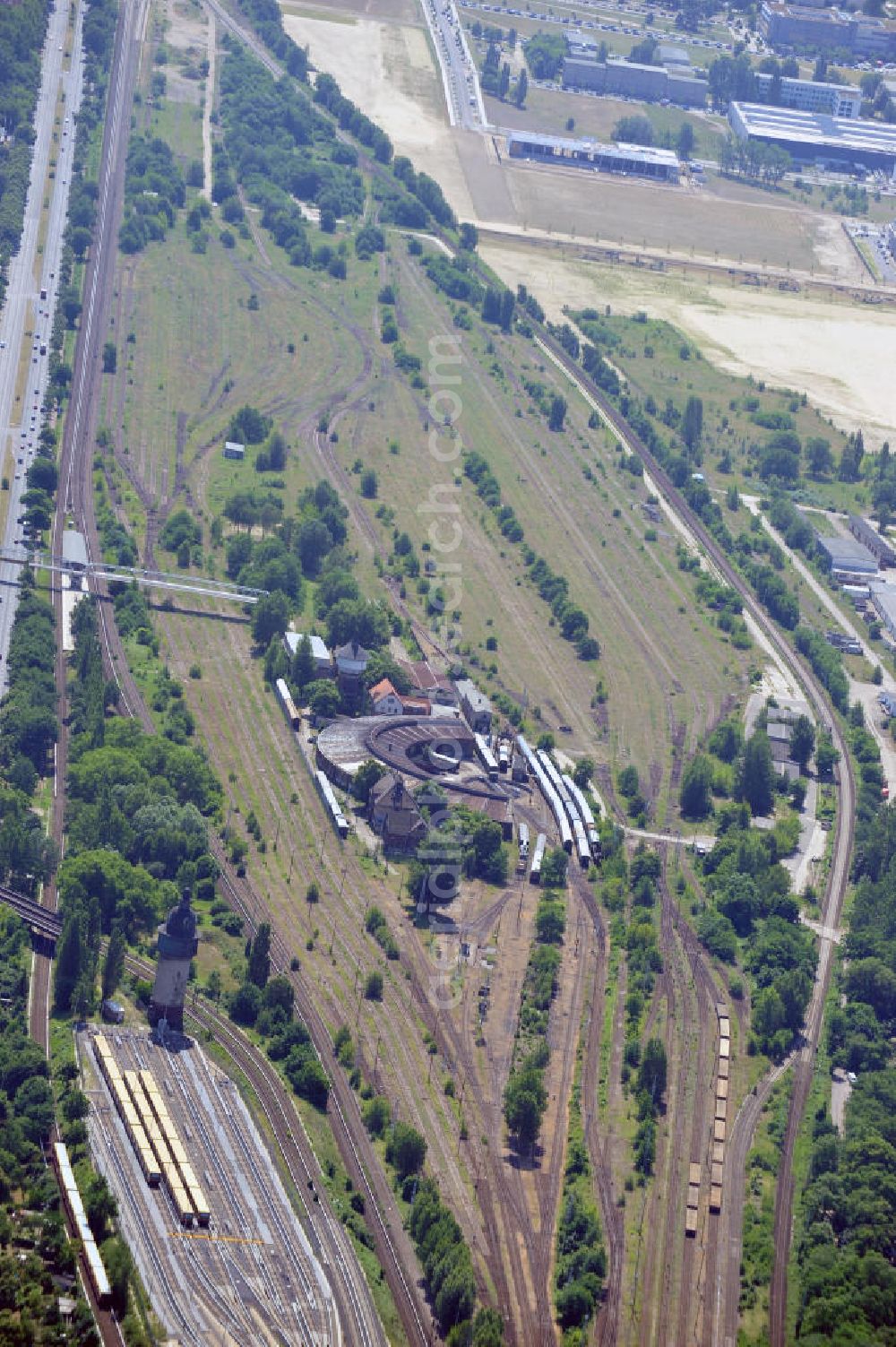 Berlin from the bird's eye view: Tracks on the former goods yard and the operating base Schöneweide in Berlin