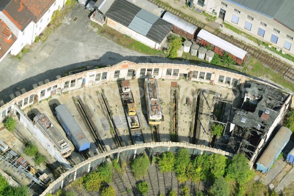 Aerial image Augsburg - Trackage and rail routes on the roundhouse - locomotive hall of the railway operations work - Bahnpark in Augsburg in the state Bavaria